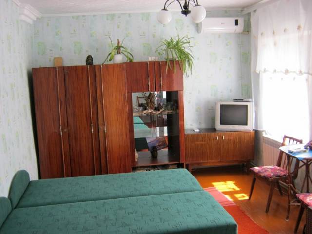 Отдых в Крыму, г.Саки, сдам комнату