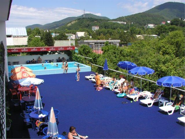 Гостиничный комплекс "Орешник"
