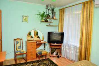 Комната с кондиционером в центре Алушты