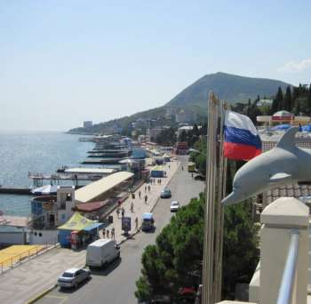 Алушта профессорский уголок  номера люкс у моря 150 м