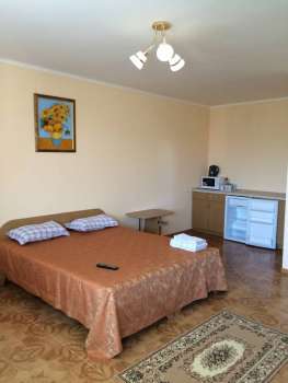 КОМФОРТАБЕЛЬНЫЕ НОМЕРА в 100 м к песчаным пляжам Евпатории